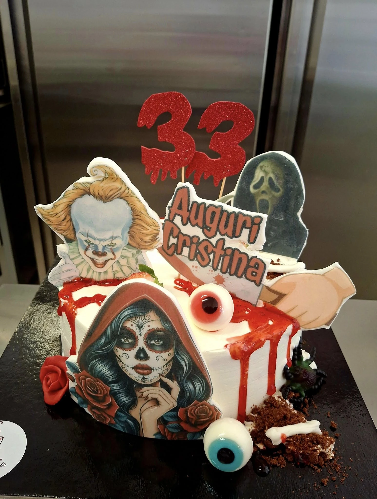 Torta di compleanno a tema film horror