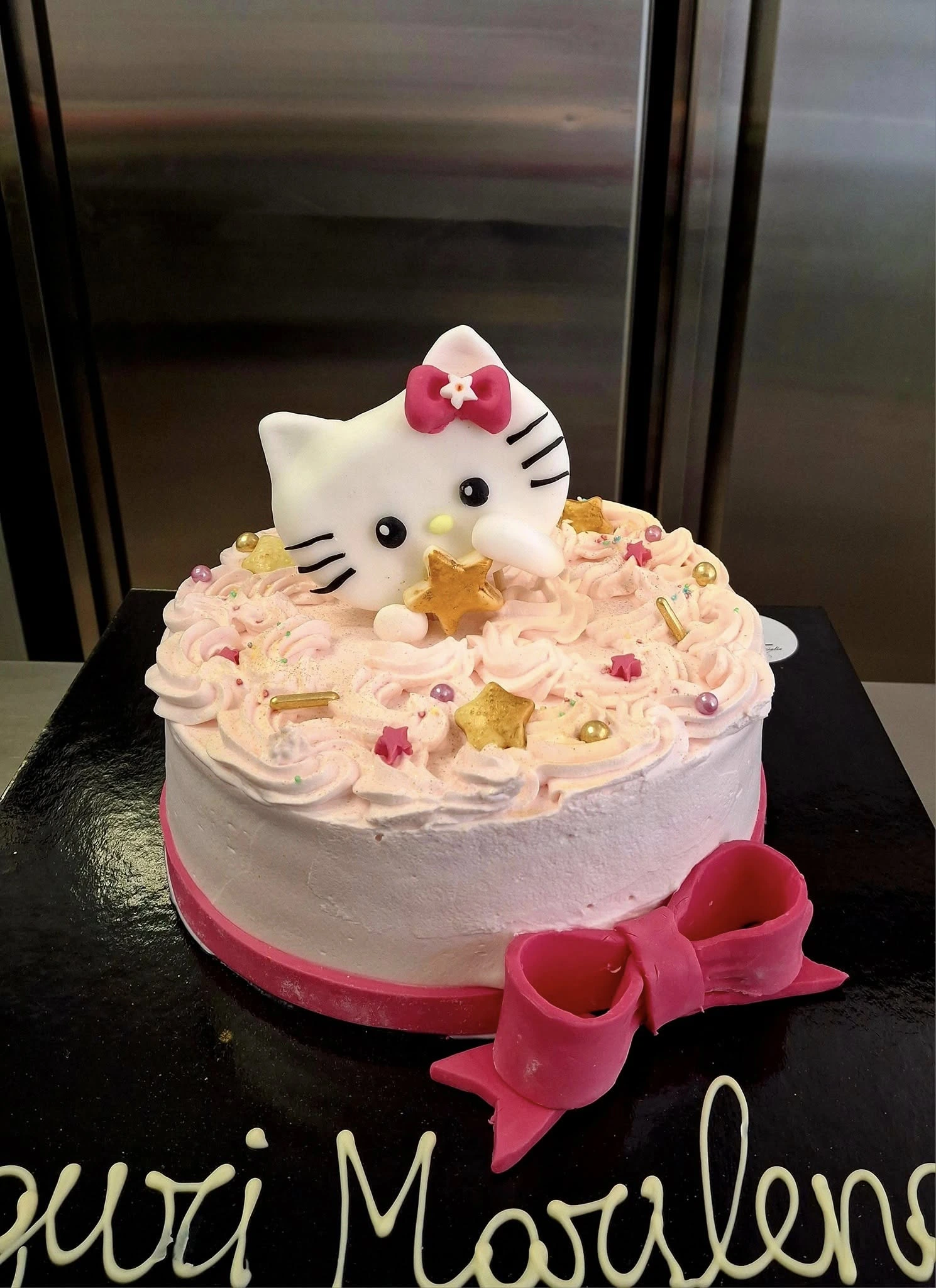 Torta a tema Hello Kitty